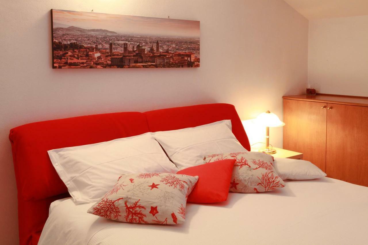 Casa Vacanze Margarita แบร์กาโม ภายนอก รูปภาพ